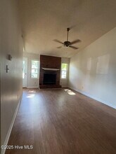 231 Easy St in Jacksonville, NC - Building Photo - Building Photo