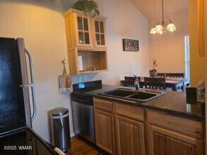 93 E White Mountain Blvd in Pinetop, AZ - Building Photo - Building Photo