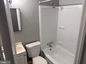 7243 Holabird Ave in Dundalk, MD - Building Photo