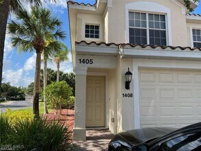 1405 Tiffany Ln in Naples, FL - Foto de edificio - Building Photo