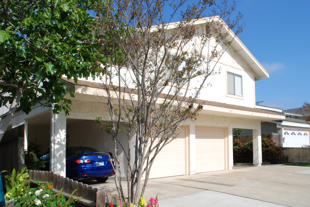 34141 La Serena Dr in Dana Point, CA - Foto de edificio