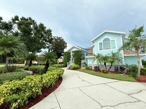2929 Wilderness Blvd W in Parrish, FL - Building Photo - Building Photo