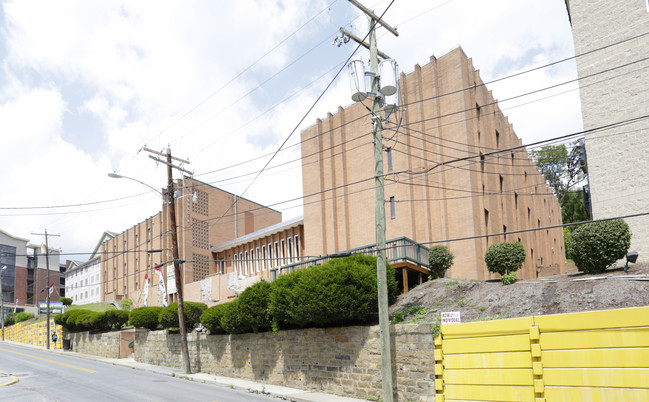 Glenlock North in Morgantown, WV - Building Photo - Building Photo