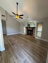 418 S Las Vegas Trail in White Settlement, TX - Building Photo