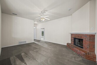 1722 100th St in Lubbock, TX - Building Photo - Building Photo