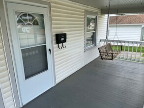 211 Snyder St, Unit 213 in Springfield, OH - Building Photo - Building Photo