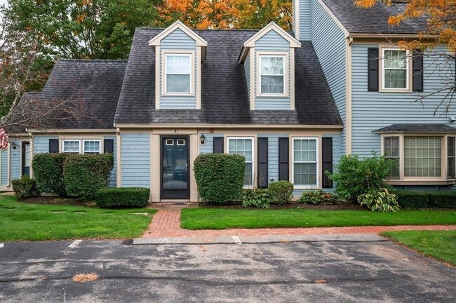 property at 3 Williamsburg Cir