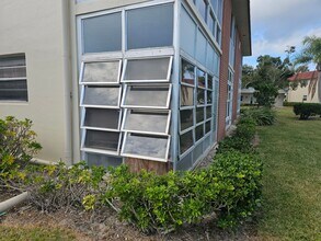 33 Pine Arbor Ln in Vero Beach, FL - Building Photo - Building Photo