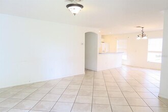 249 Owenshire Cir in Kissimmee, FL - Building Photo - Building Photo