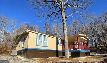 6225 Lollis Creek Rd in Flowery Branch, GA - Building Photo - Building Photo