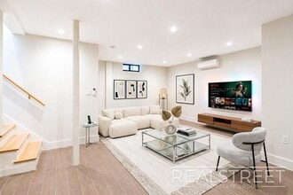 Spacious 2 Bed 1.5 Bath DUPLEX in Bed Stuy, Unit 1A in Brooklyn, NY - Building Photo - Building Photo