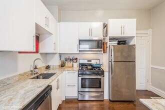 2524 W Palmer St in Chicago, IL - Building Photo - Building Photo