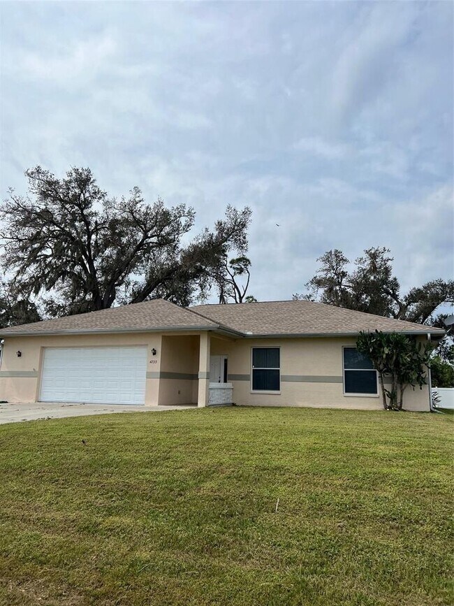 property at 4733 S Cranberry Blvd