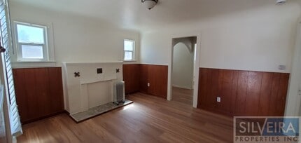 215 N Benwiley Ave in Santa Maria, CA - Building Photo - Building Photo