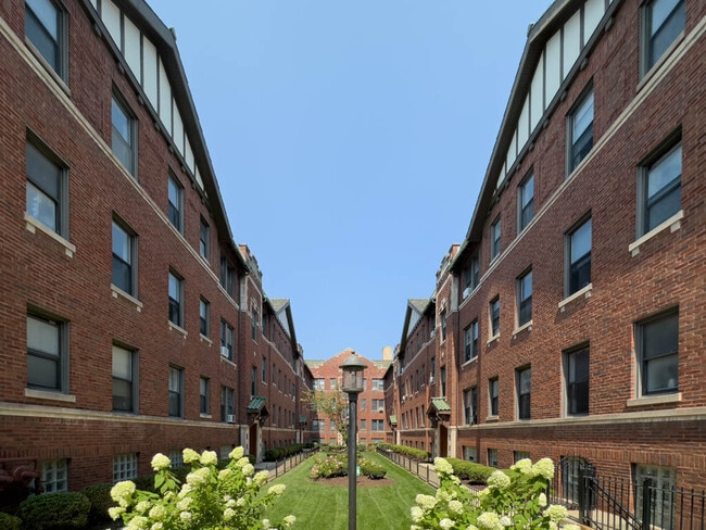 property at 3308 W Schubert Ave