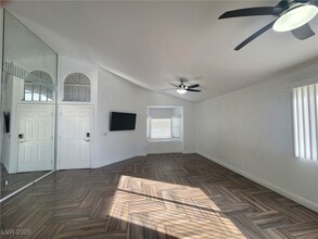 3737 Flowering Peach Ct in Las Vegas, NV - Building Photo - Building Photo
