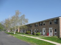 Northwood Townhouses in Geneva, NY - Building Photo - Building Photo