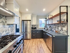 201 Ashbury Ave in El Cerrito, CA - Building Photo - Building Photo