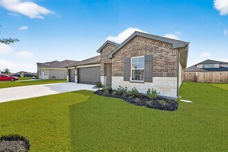 4215 Russet Elm Ln in Rosenberg, TX - Building Photo - Building Photo