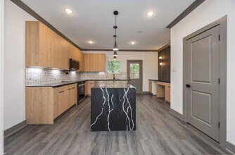 8018 Attwater St in Houston, TX - Building Photo - Building Photo