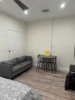 15603 SW 178th St in Miami, FL - Building Photo