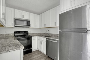 3618 Alder Dr in West Palm Beach, FL - Building Photo