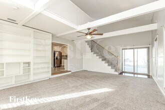5707 N Amoret Ave in Kansas City, MO - Building Photo - Building Photo