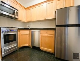 EAST 56 STREET, Unit 5J in New York, NY - Building Photo