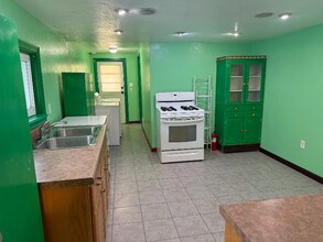 1307 Bingham St in Pittsburgh, PA - Foto de edificio - Building Photo