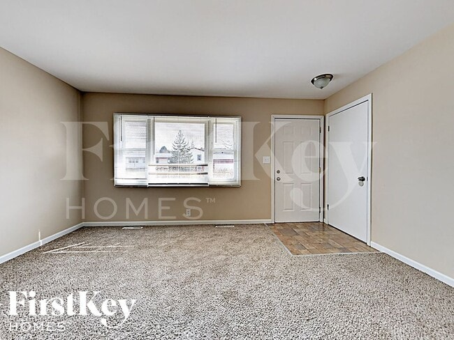 8920 Woody Trail in Wonder Lake, IL - Foto de edificio - Building Photo