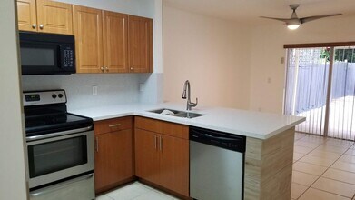 20554 SW 93rd Ave in Cutler Bay, FL - Building Photo - Building Photo