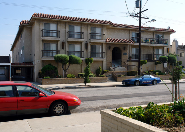 Corsican in Hawthorne, CA - Foto de edificio - Building Photo