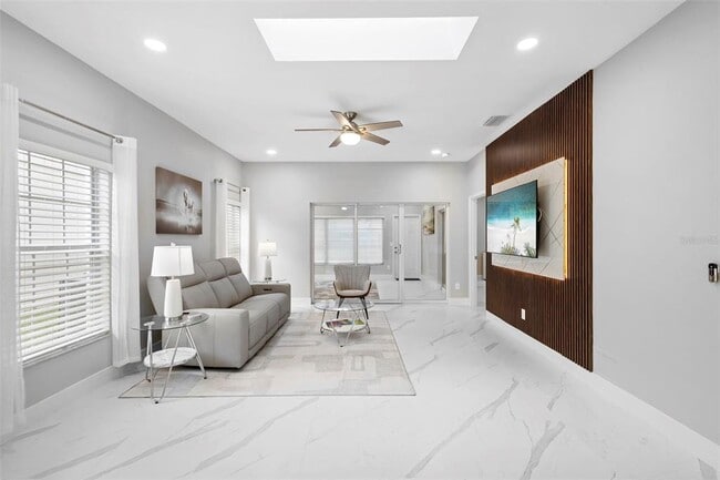 property at 5730 Parkview Lake Dr