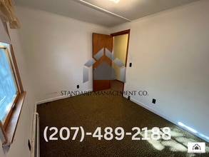 5 Madison St in Anson, ME - Building Photo - Building Photo