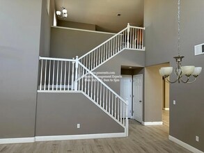 10942 Sea Hawk Ct in Stockton, CA - Building Photo - Building Photo