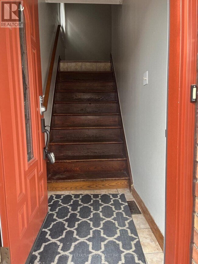 194 Westmount Ave in Toronto, ON - Building Photo - Building Photo