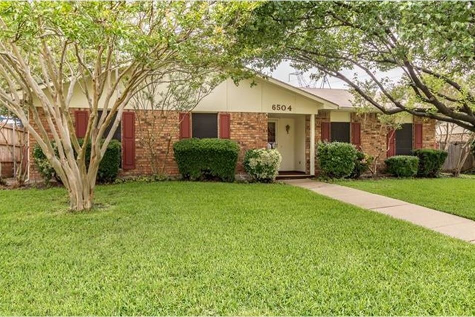 6504 Blue Ridge Trail-Unit -6 in Plano, TX - Building Photo