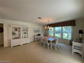 254 6th Ave S in Naples, FL - Building Photo - Building Photo