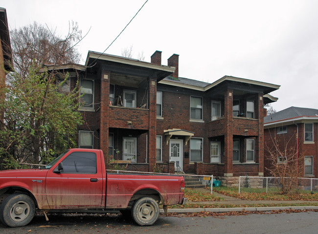 1909 Young St in Cincinnati, OH - Building Photo - Building Photo