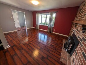 177 Forge Rd in Delran, NJ - Building Photo - Building Photo