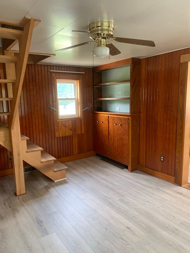 1185 Crucible Rd in Rices Landing, PA - Building Photo - Building Photo