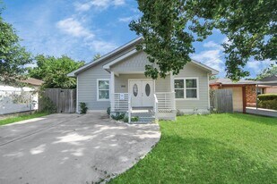 3541 Rebecca St in Houston, TX - Building Photo