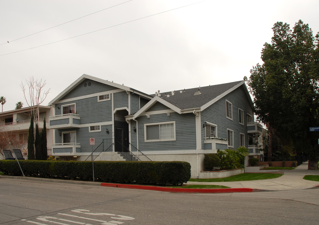 7505 Alabama Ave in Canoga Park, CA - Building Photo