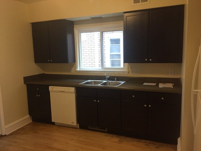 720 E Wright St in Milwaukee, WI - Building Photo - Building Photo