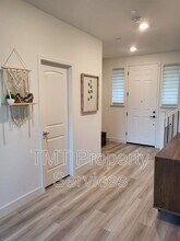 7374 Galette Ct in Sacramento, CA - Building Photo - Building Photo