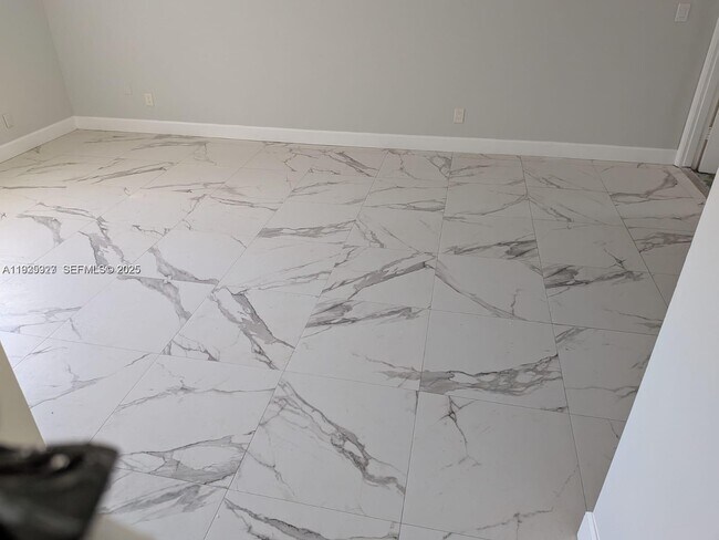 property at 6201 SW 37th St