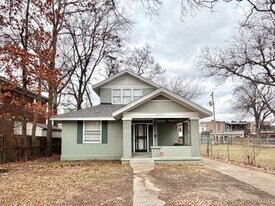 2532 Sam Cooper Blvd in Memphis, TN - Building Photo