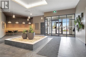 525 New Dundee Rd in Kitchener, ON - Building Photo - Building Photo