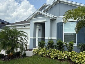 925 Overpool Ave in Davenport, FL - Building Photo - Building Photo