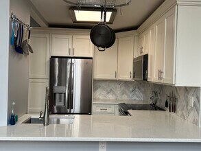 450 7th St, Unit 3E in Hoboken, NJ - Foto de edificio - Building Photo